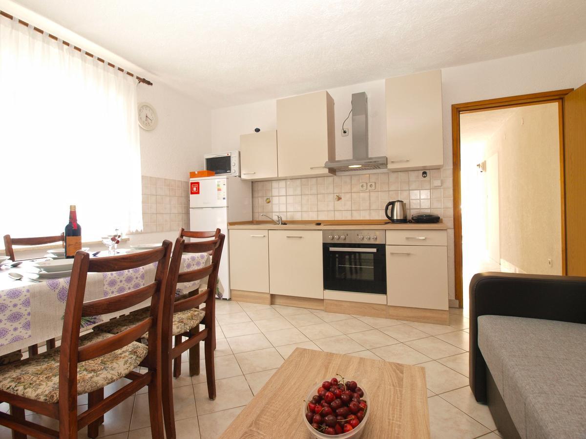 Apartments Mirko 647 풀라 외부 사진